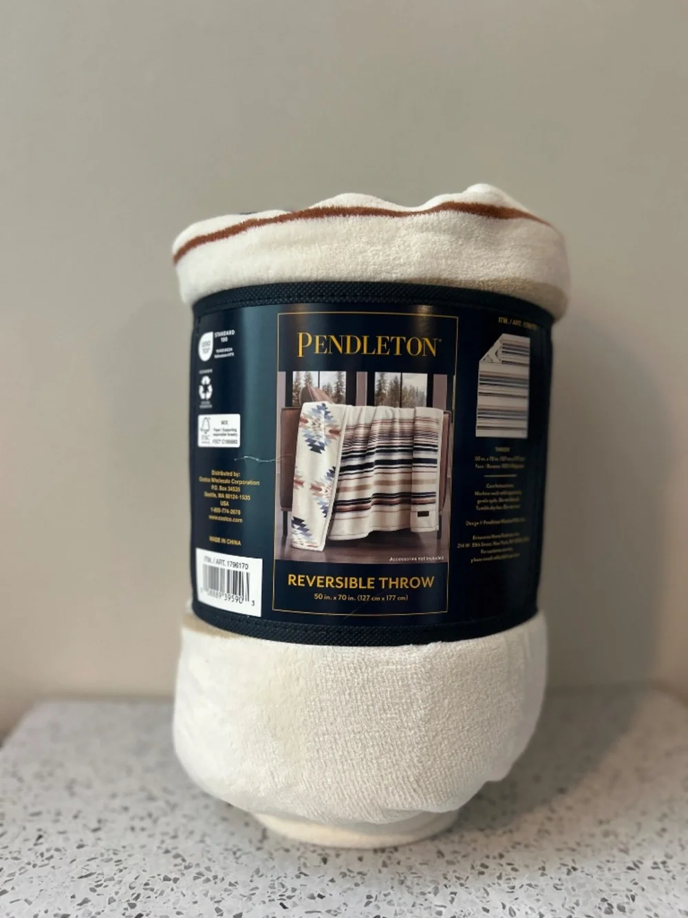 Pendelton Reversible Throw Blanket (50x70 inches)